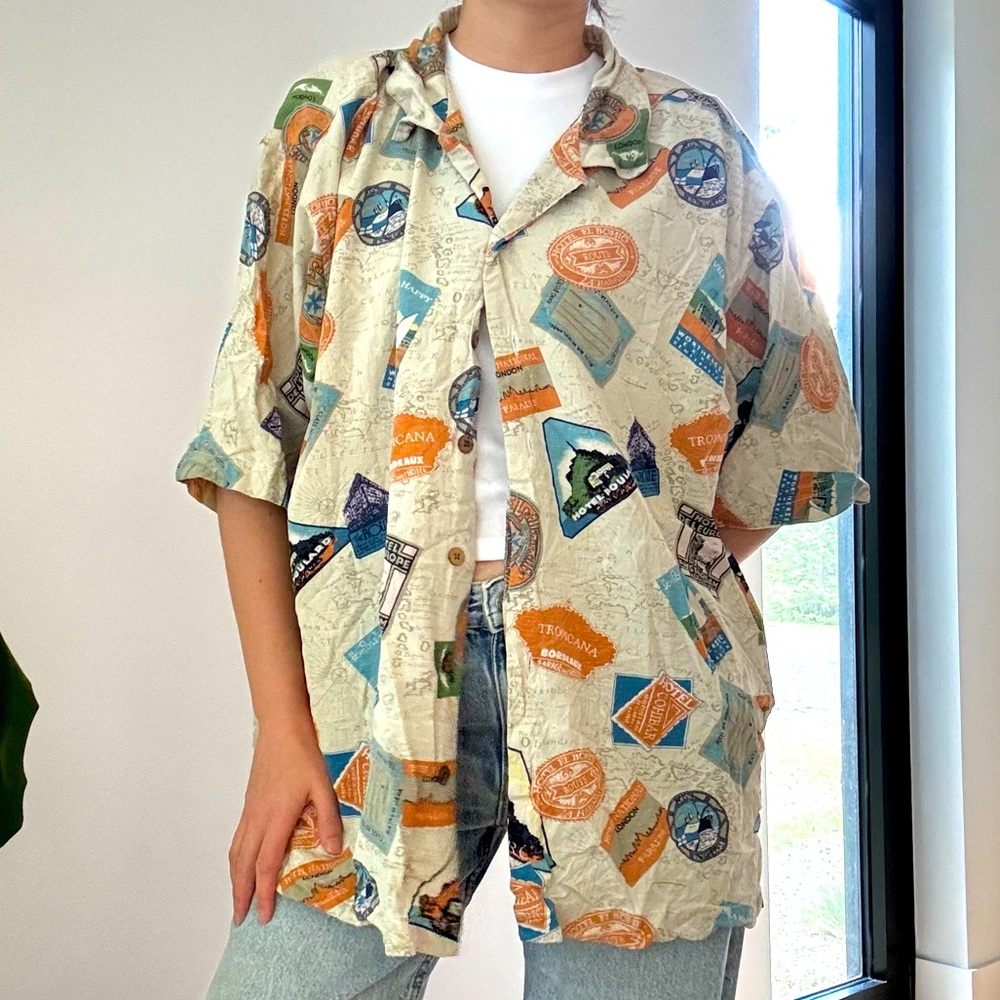 VINTAGE BOHIO BUTTON UP SHIRT HAWAIIAN GRAPHIC 100% SILK - L